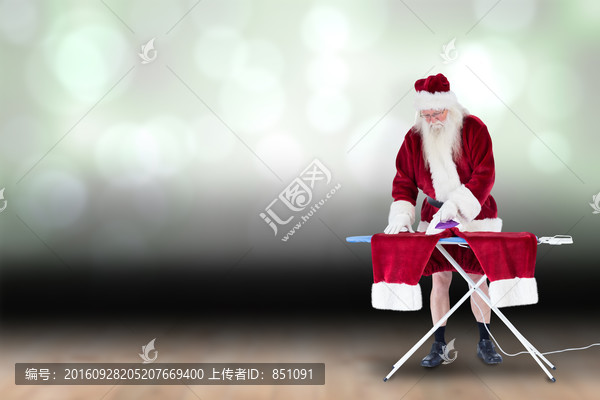 圣誕老人熨褲子的復(fù)合形象