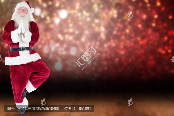 圣誕老人做瑜伽的復(fù)合形象