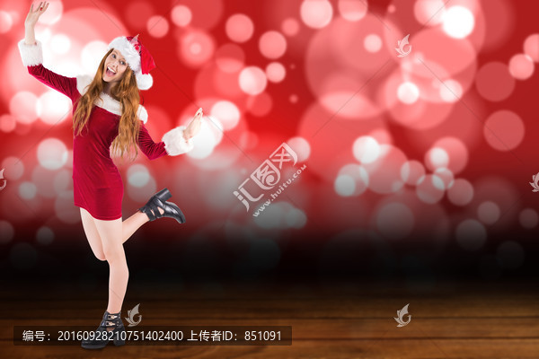 女人穿著圣誕裝的復(fù)合形象