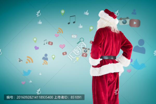 圣誕老人背對(duì)著鏡頭的復(fù)合形象