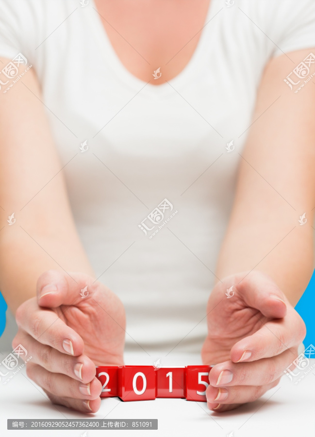手呈現(xiàn)復(fù)合圖像