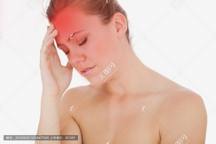 頭疼的女人