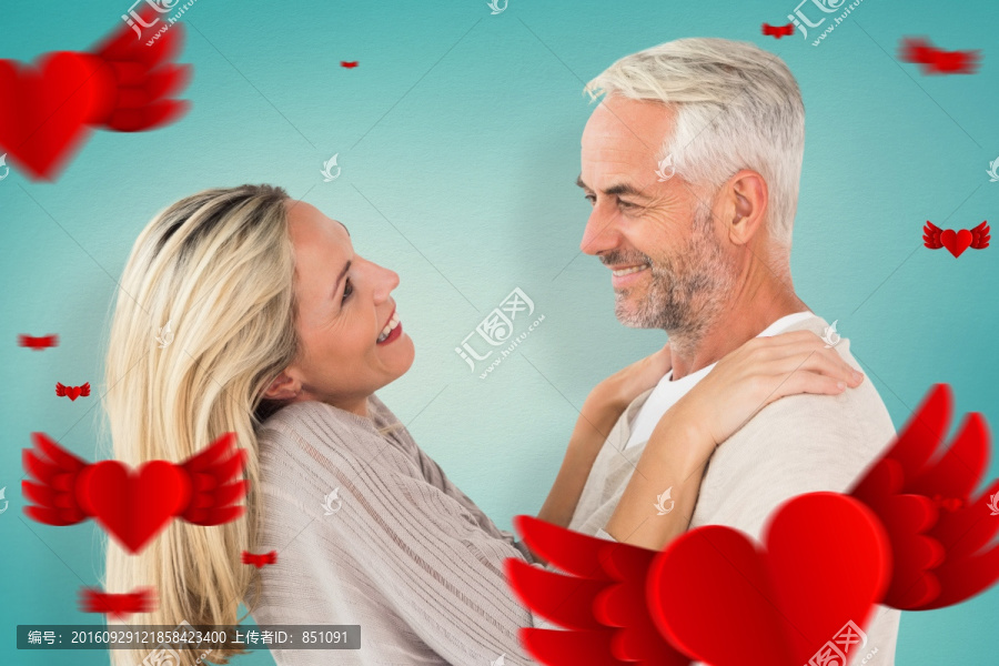 夫婦微笑著看著彼此的復(fù)合形象