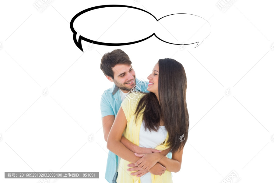 夫婦微笑著相擁的復(fù)合形象