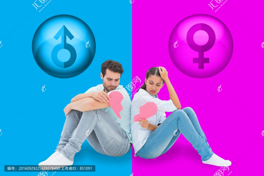 夫婦坐著拿著破碎心的復合形象