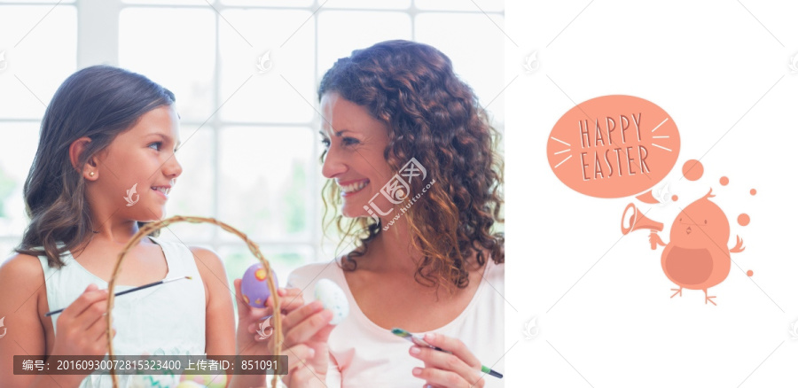 快樂母女畫復(fù)活節(jié)雞蛋的復(fù)合形象