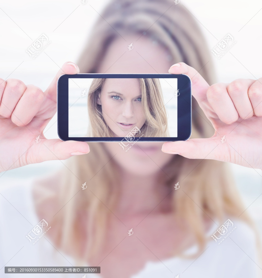 手持智能手机的复合图像