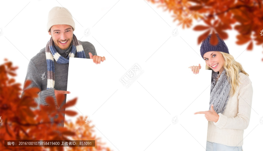 拿著白板的夫婦