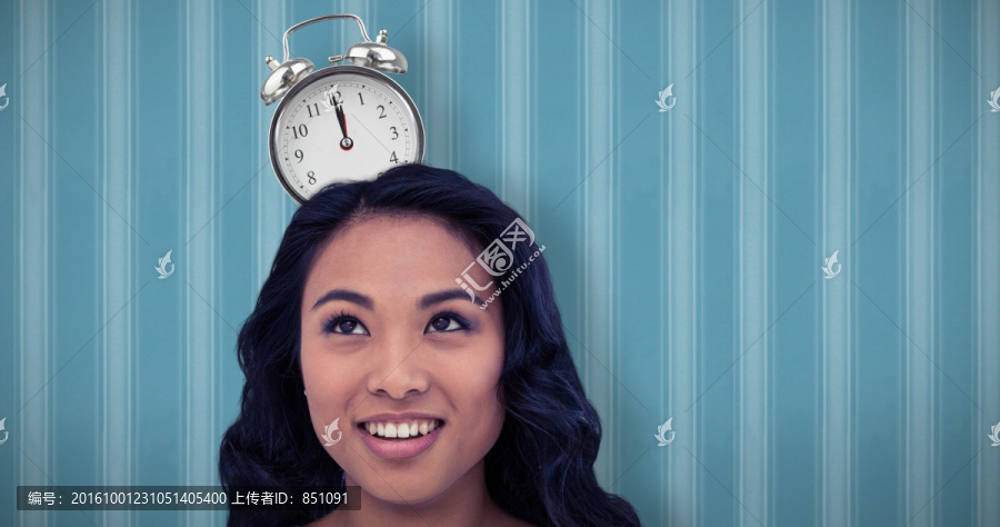 微笑的亞洲女性