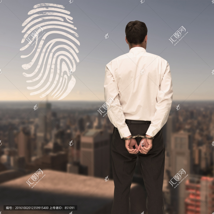 男人戴手銬的復合形象