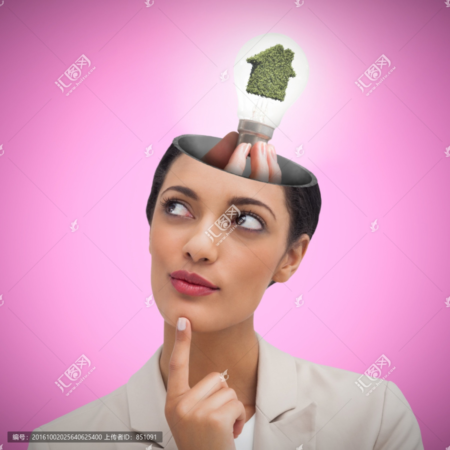 女商人思考的復(fù)合形象