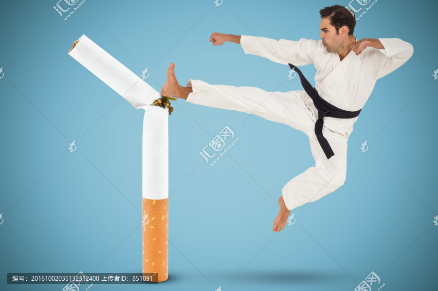 男人練武術(shù)的復(fù)合形象