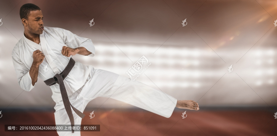 練著武術(shù)的男運動員