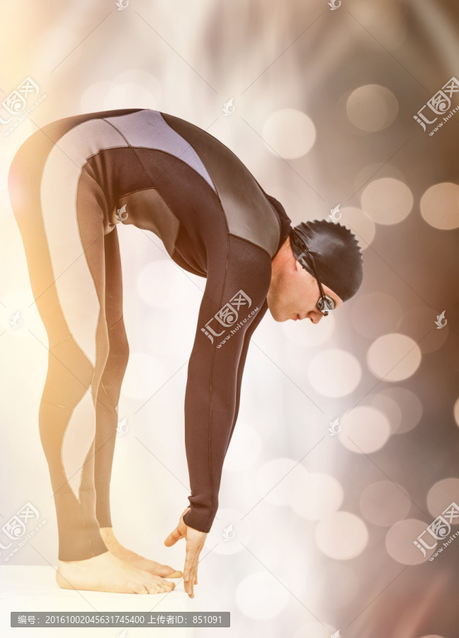 男人穿著泳衣的復(fù)合形象