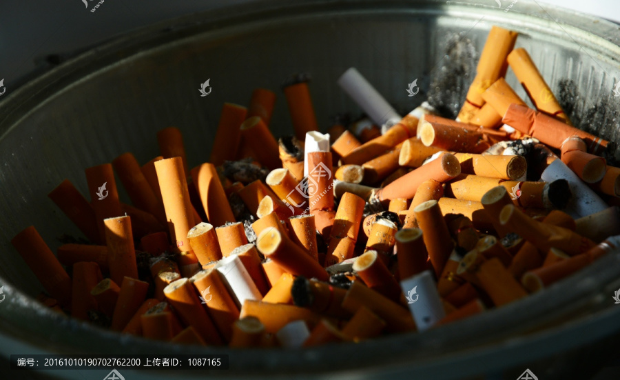 抽烟有害健康