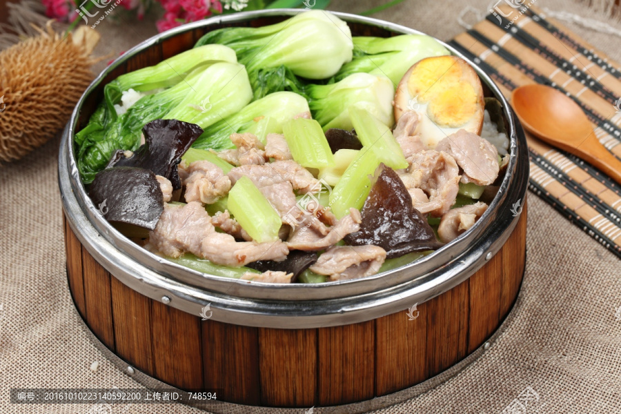 芹菜炒肉饭,笼仔饭,荷叶饭