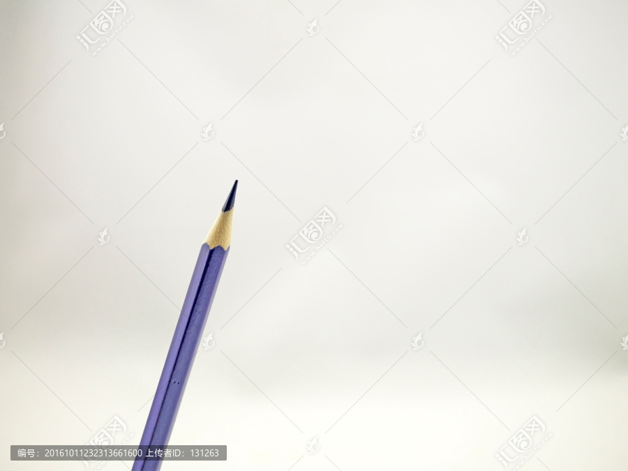彩铅,彩色铅笔,一支,斜,蓝紫