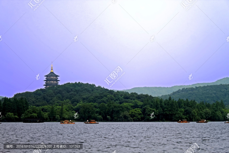 杭州西湖雷峰塔