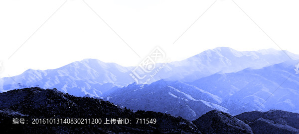 群山連綿