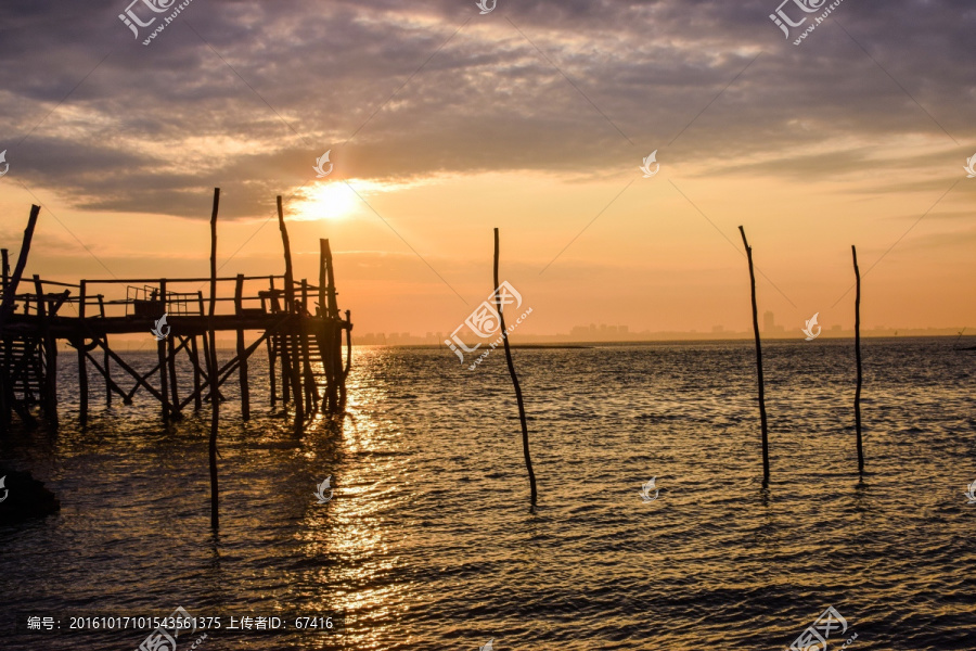 海岛夕阳