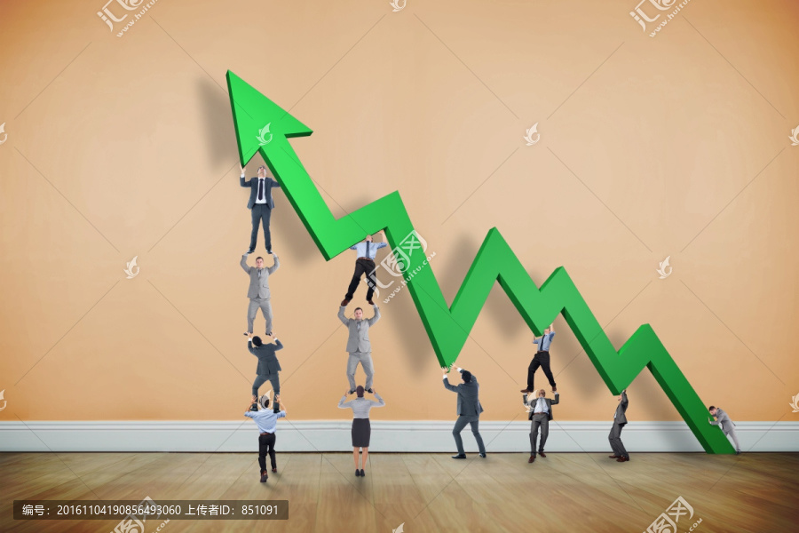 企業(yè)團(tuán)隊舉著數(shù)據(jù)箭頭的復(fù)合形象
