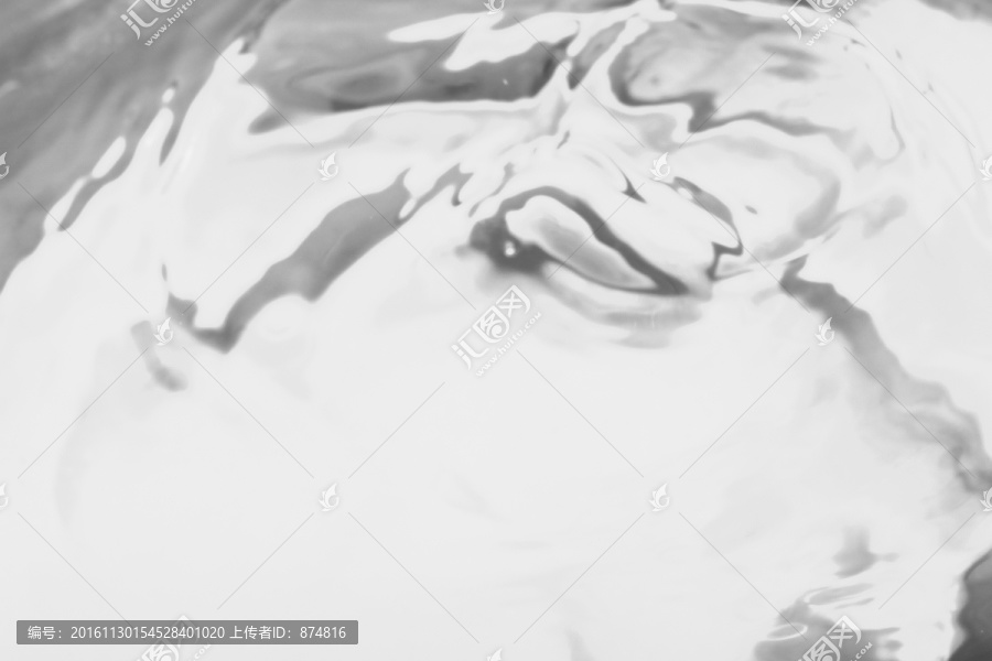 水