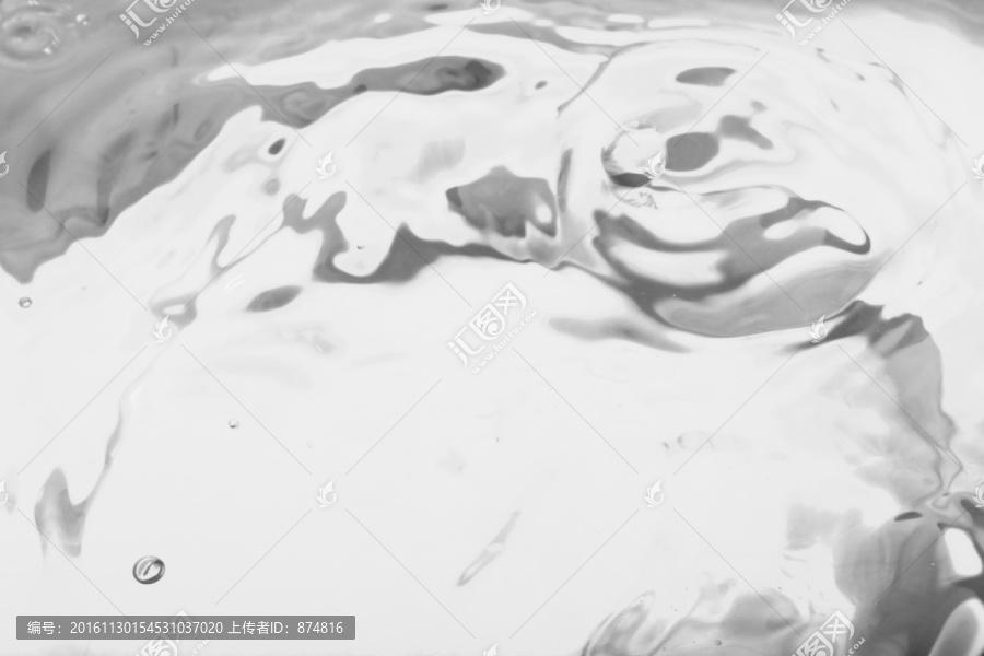 水