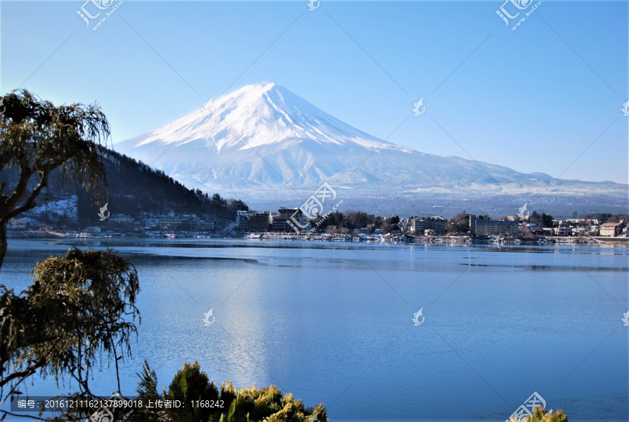 日本富士山湖光山色美景