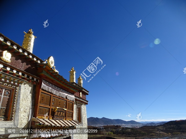 噶丹松赞林寺