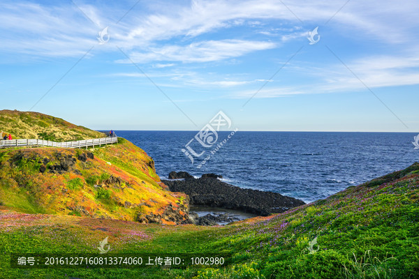 夕阳海岛海岸礁石海浪