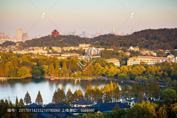 杭州西湖远眺吴山