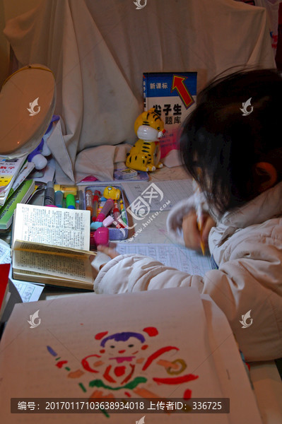 做作業(yè),寫家庭作業(yè)-匯圖網(wǎng) www.fosd68.com 做作業(yè),寫家庭作業(yè)