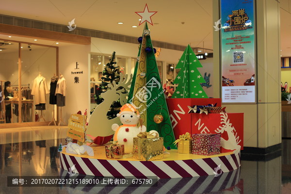 圣诞节大商场内的装饰