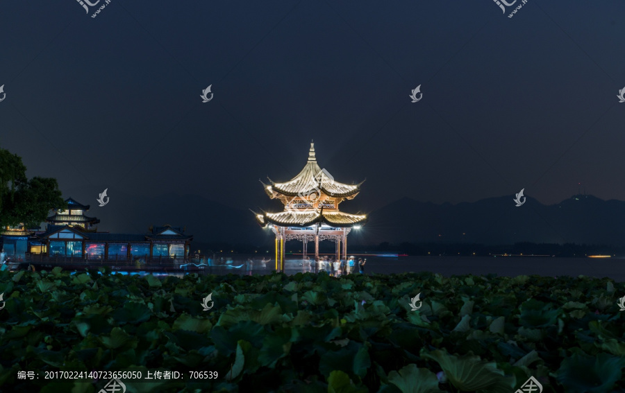 杭州西湖夜景,集贤亭