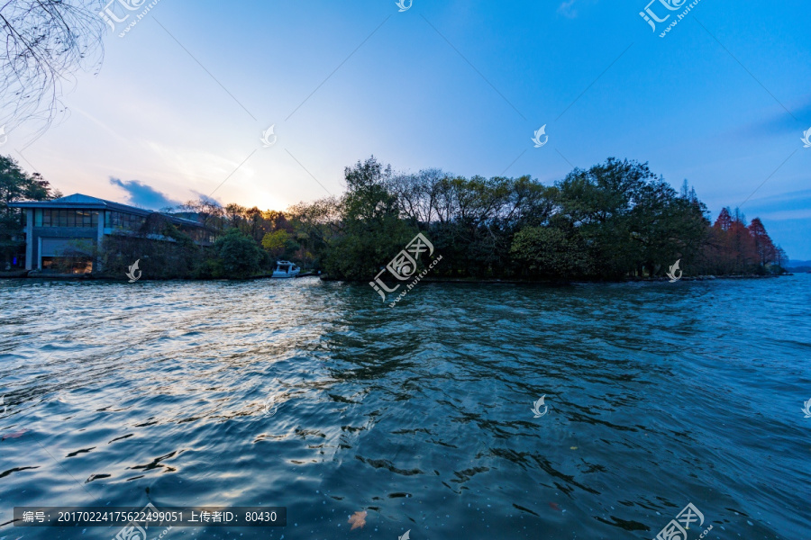 杭州西湖傍晚风光