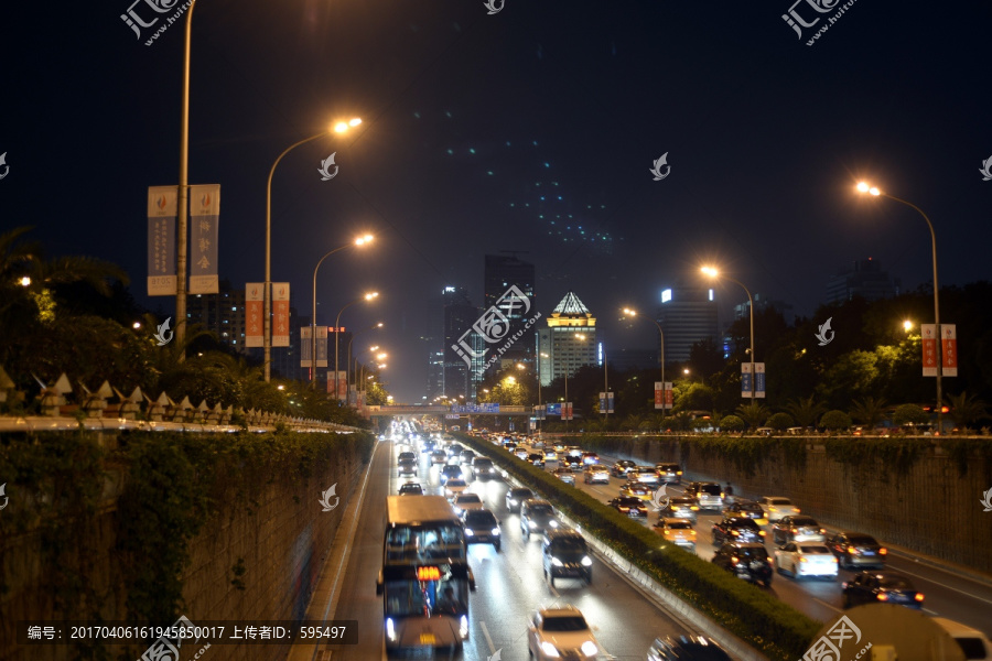 马路夜景