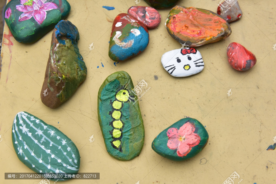 儿童石头绘画