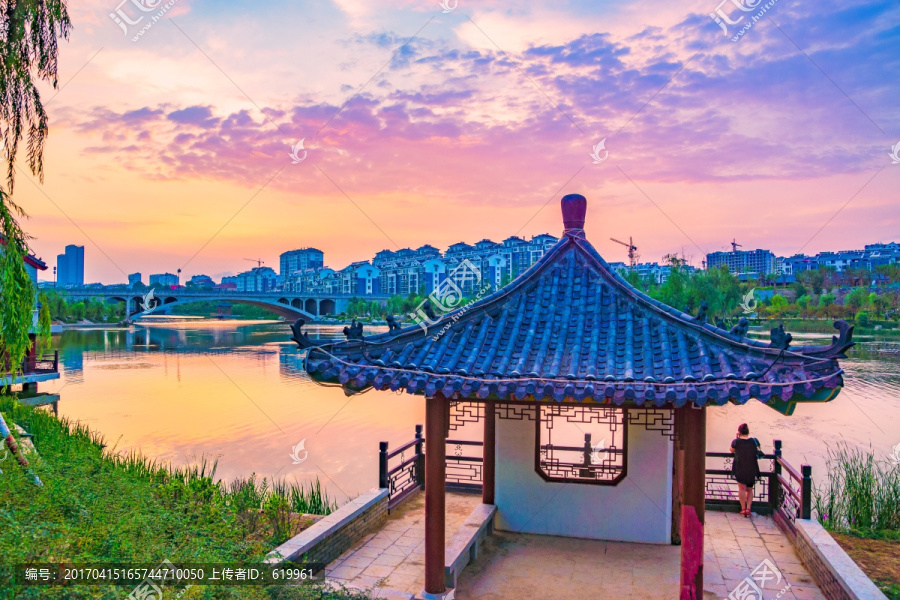 晚霞亭子,城市风光