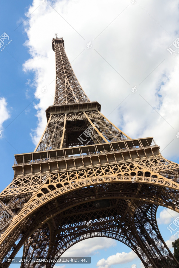 法国埃菲尔铁塔,巴黎城市地标