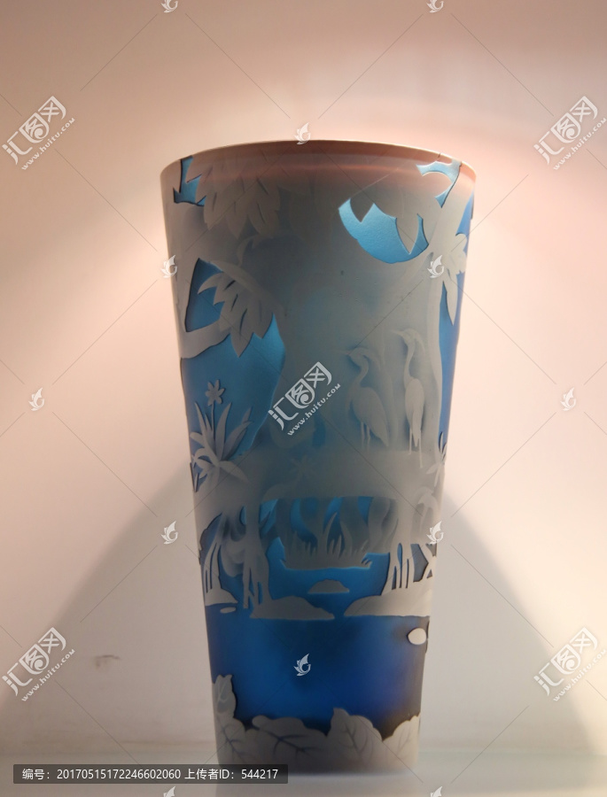 玻璃艺术品仙鹤纹深腹杯