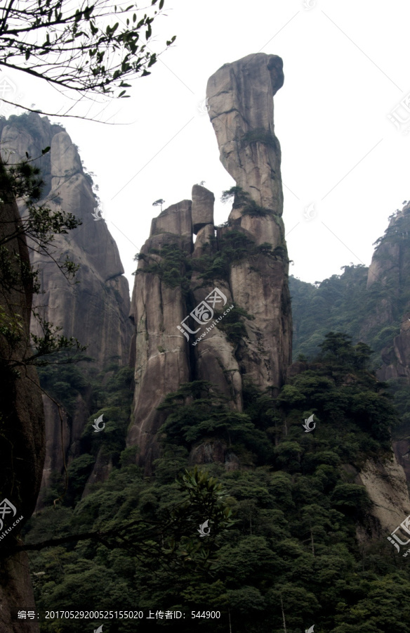 驼峰山峰