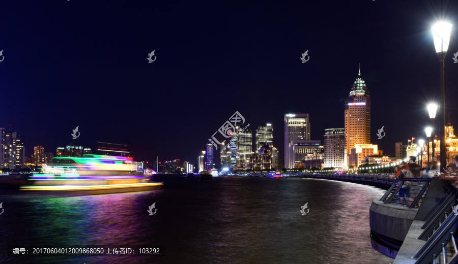 上海外滩建筑夜景