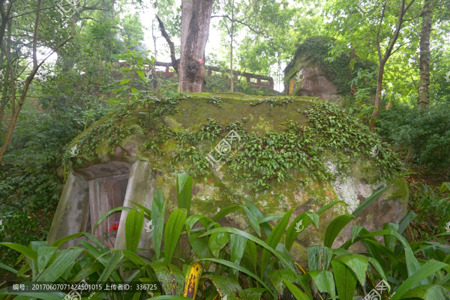 乐至报国寺,明代石棺