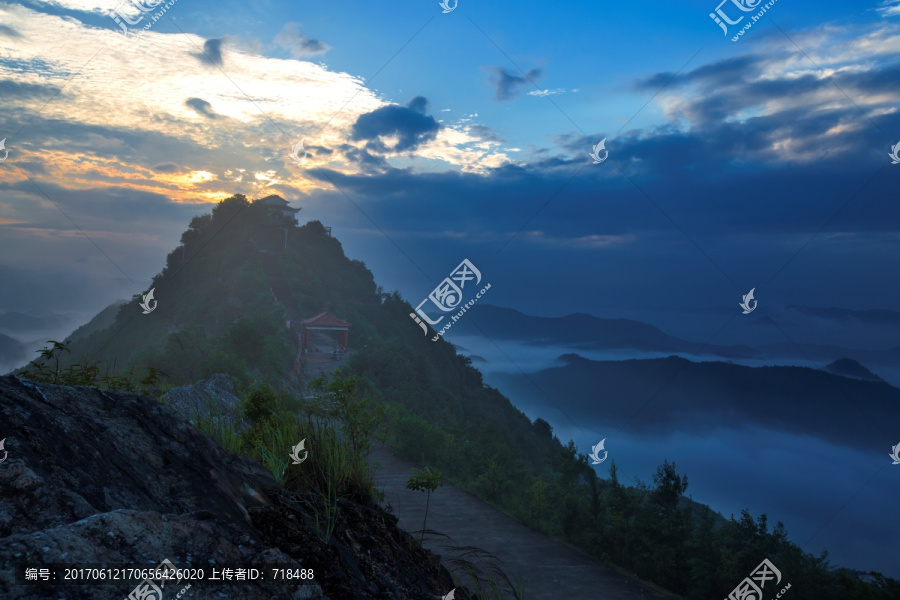 云海,洛阳山