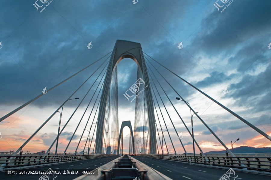 桥,斜拉桥,悬索桥,桥梁