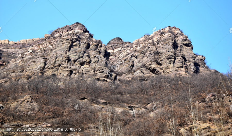 石头山峰高清图片