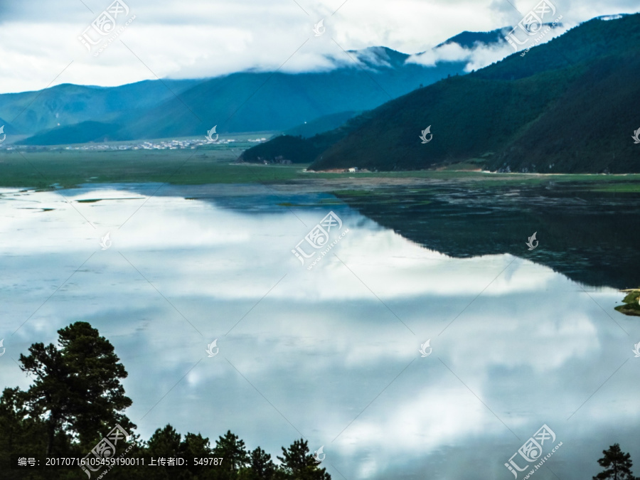 高原湖泊