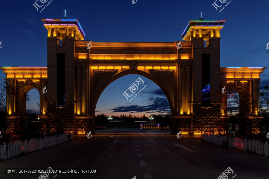 贝加尔会馆夜景