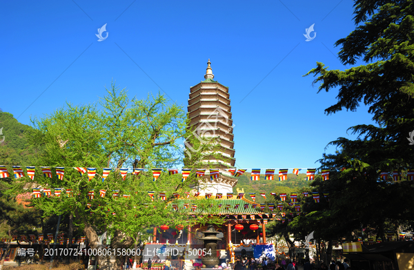 北京西山灵光寺舍利塔