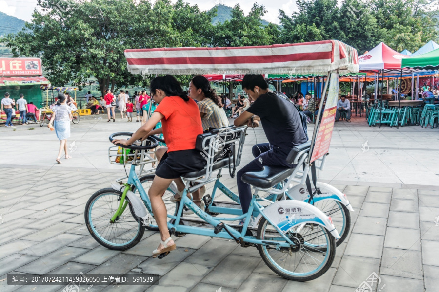 4人自行车,玩具,游乐